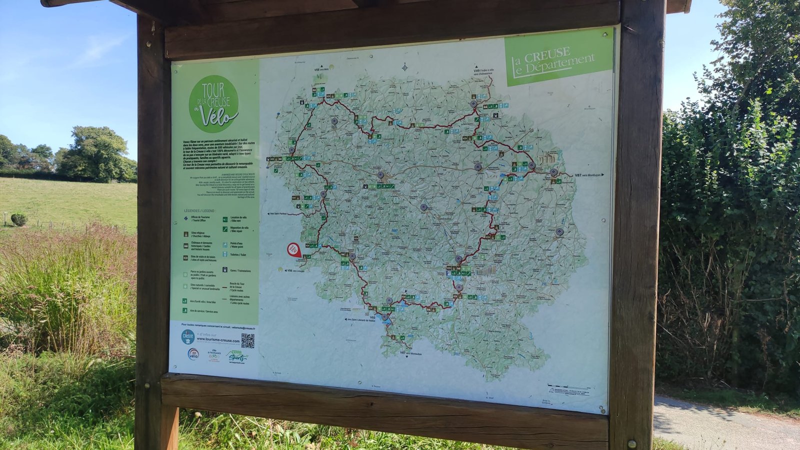 Aucune description de photo disponible. - La corne rose - Le voyage de Léonnie, Safran, et Bouleau 2023