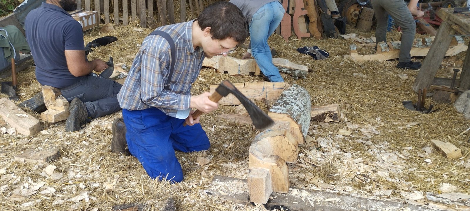Formation à la taille de jougs d’attelage avec Michel Nioulou Les 11,12 et 13 Mai 2026 Chatelus-Malvaleix (23) 15 gM2w7q4rmyTB IMG 20260512 110629 scaled